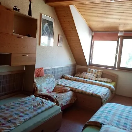 Slunce Nad Vinným Sklepem