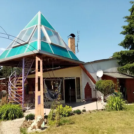 Slunce Nad Vinným Sklepem Penzion 2*